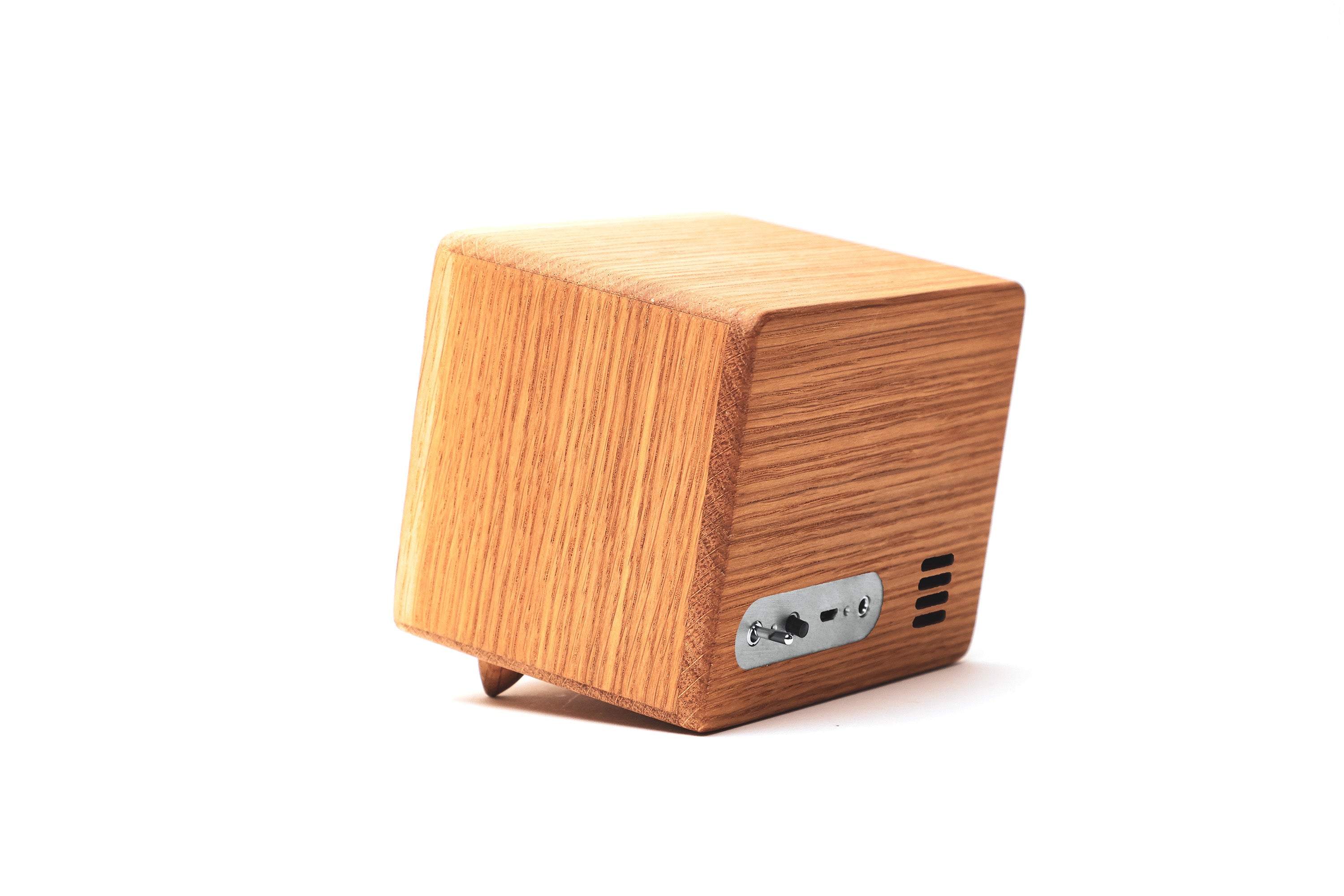 Retio Bluetooth/AUX Speaker & Clock
